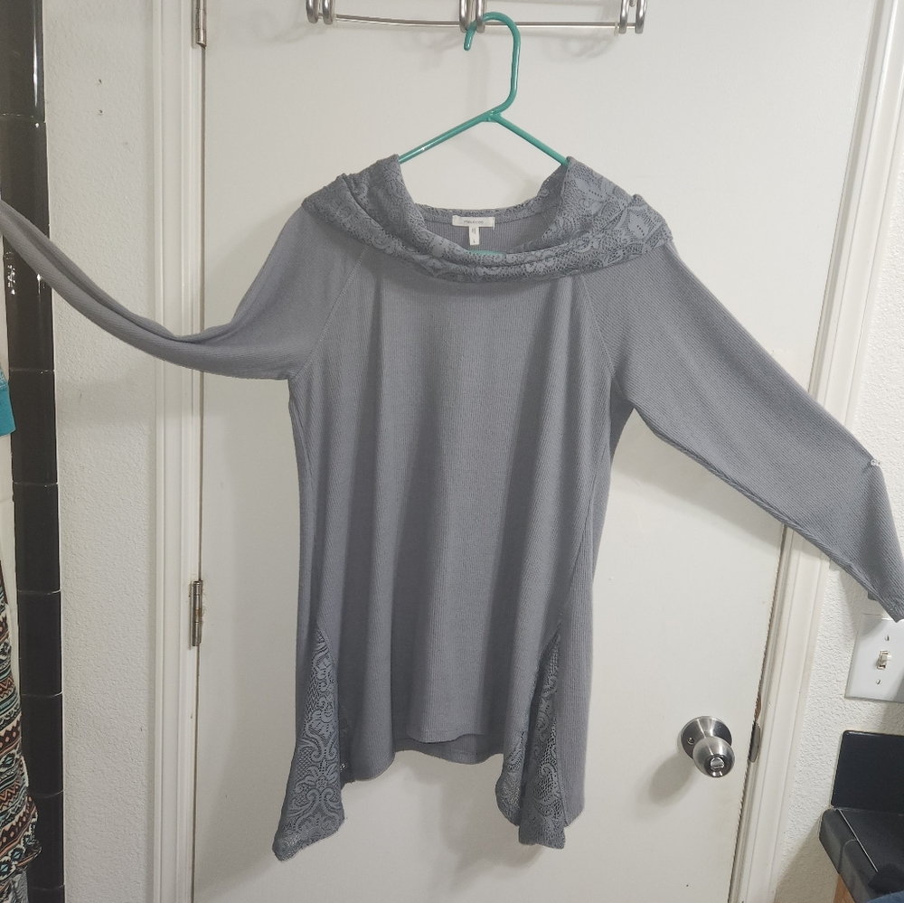 Womens Large Long Sleeve Maurices Top With Scarf Looking Piece